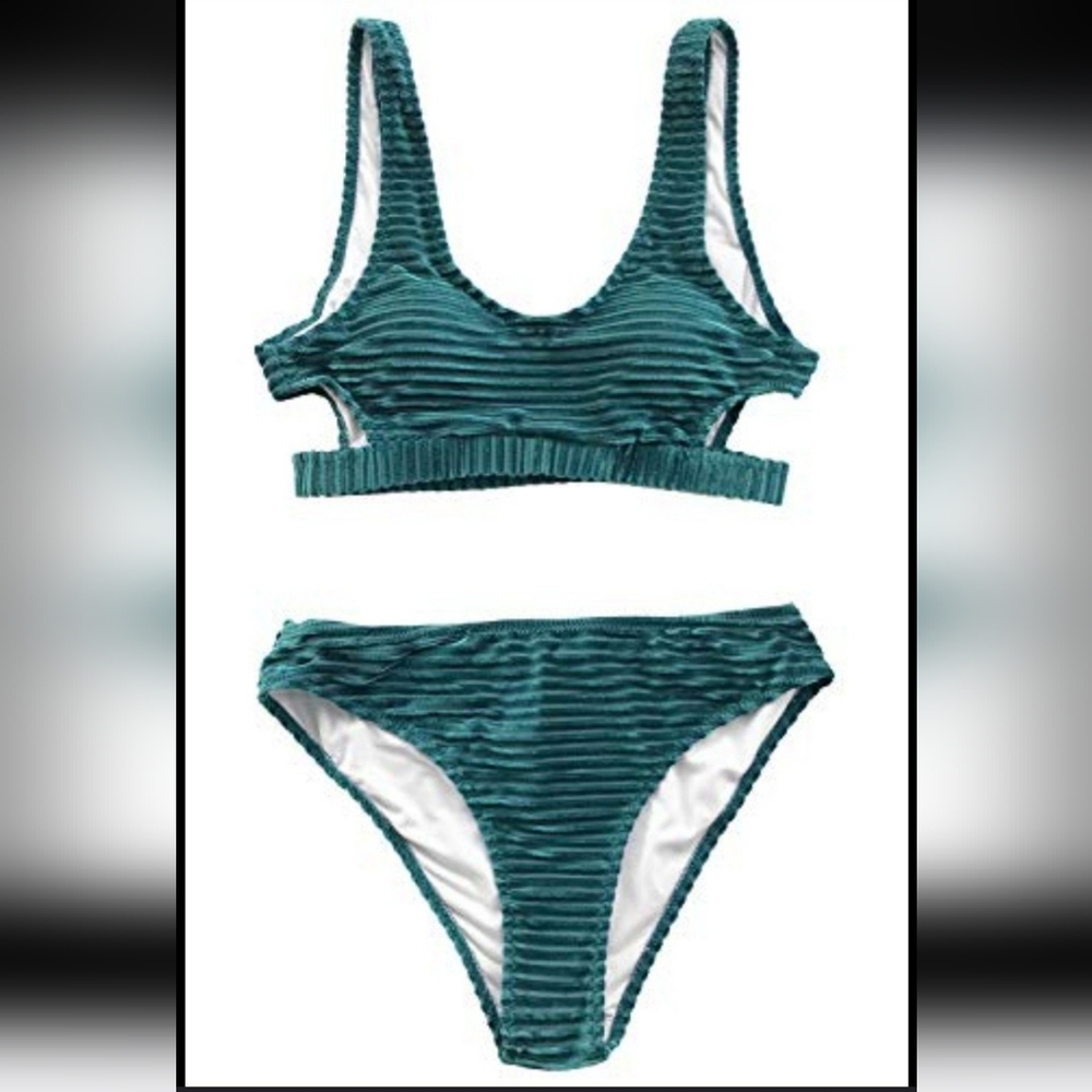 Medium NWT Ribbed Bikini